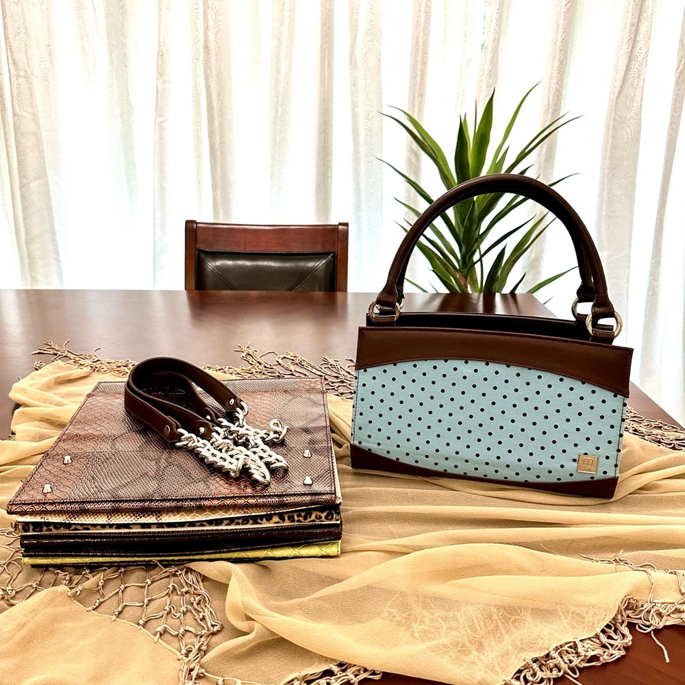 Miche brown base bag with 9 shells and extra chain handles.